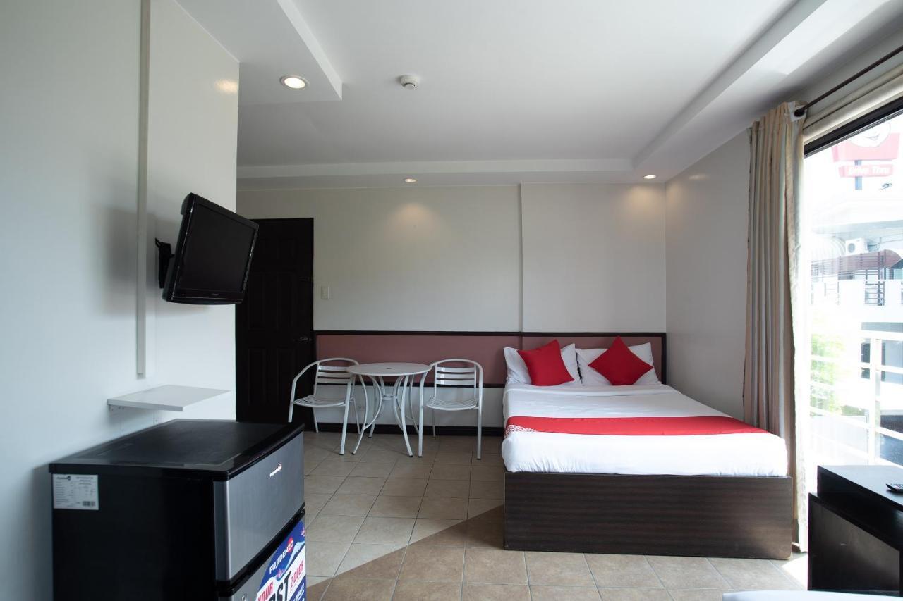 Oyo 394 Tagaytay Haven Hotel - Mendez Tagaytay City Kültér fotó