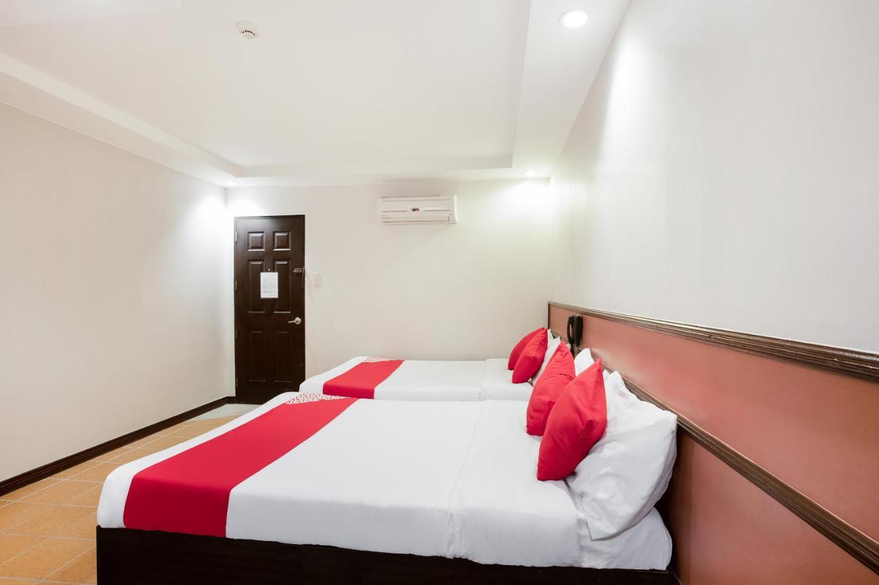 Oyo 394 Tagaytay Haven Hotel - Mendez Tagaytay City Kültér fotó