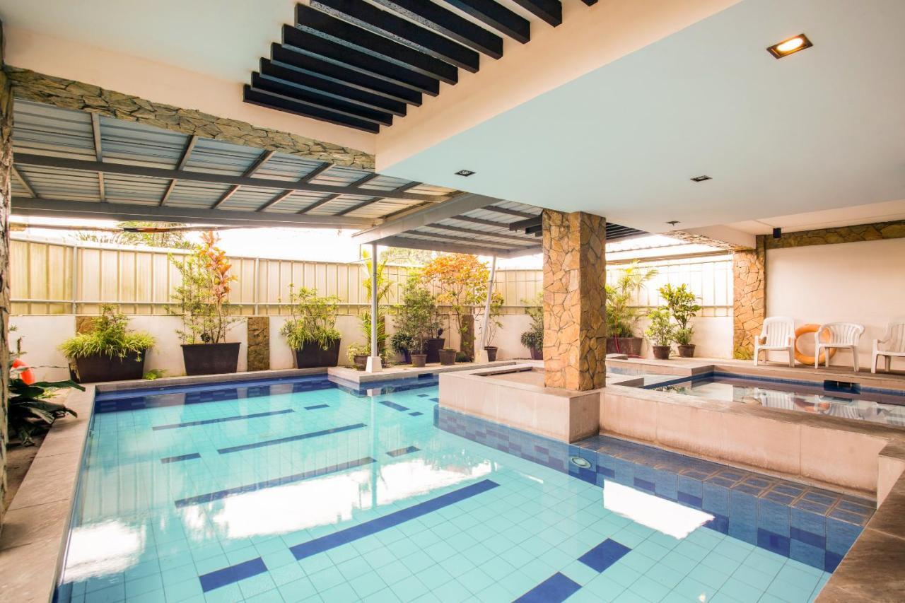 Oyo 394 Tagaytay Haven Hotel - Mendez Tagaytay City Kültér fotó