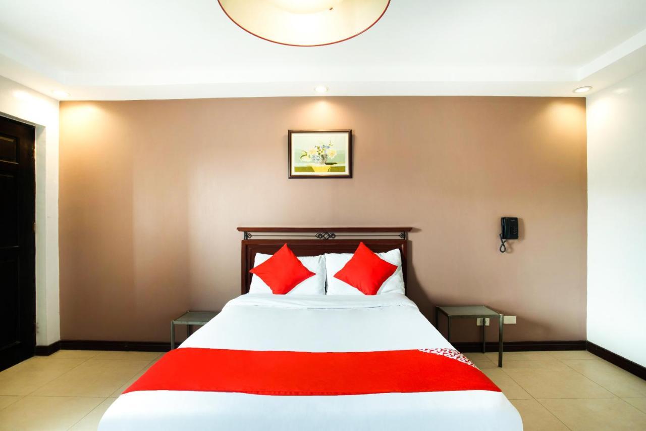 Oyo 394 Tagaytay Haven Hotel - Mendez Tagaytay City Kültér fotó