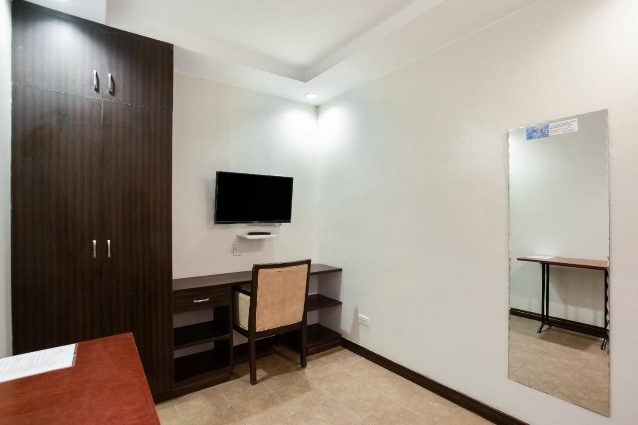 Oyo 394 Tagaytay Haven Hotel - Mendez Tagaytay City Kültér fotó